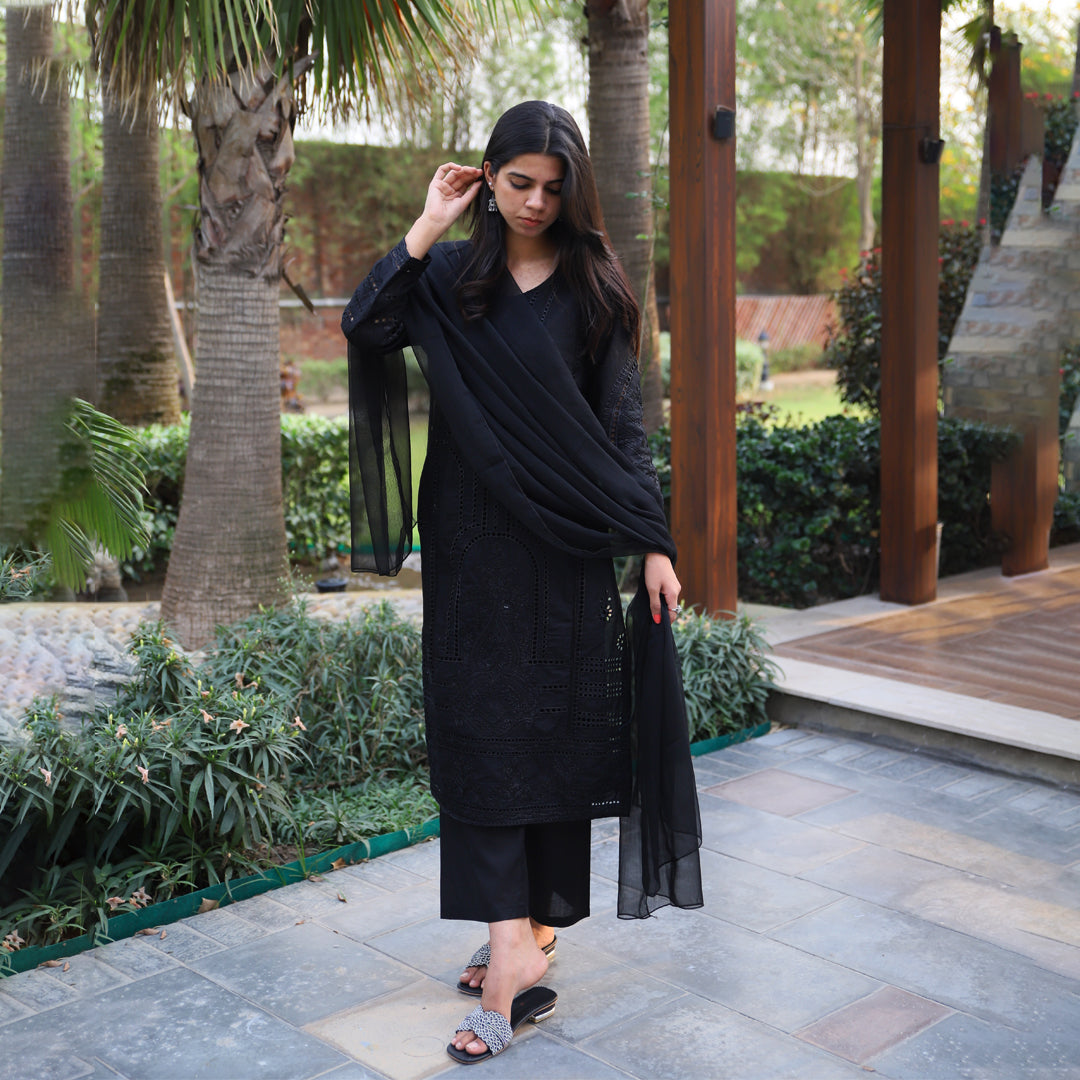 Arya Black